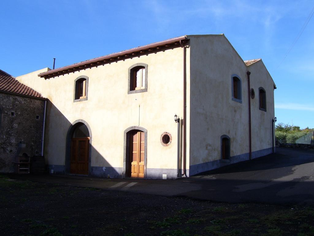 Etna Wine Azienda Agrituristica Villa Passopisciaro Room photo